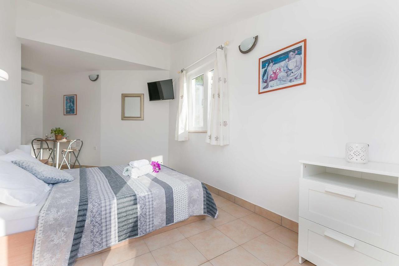 Apartmani Neno Lokva Rogoznica Exterior foto