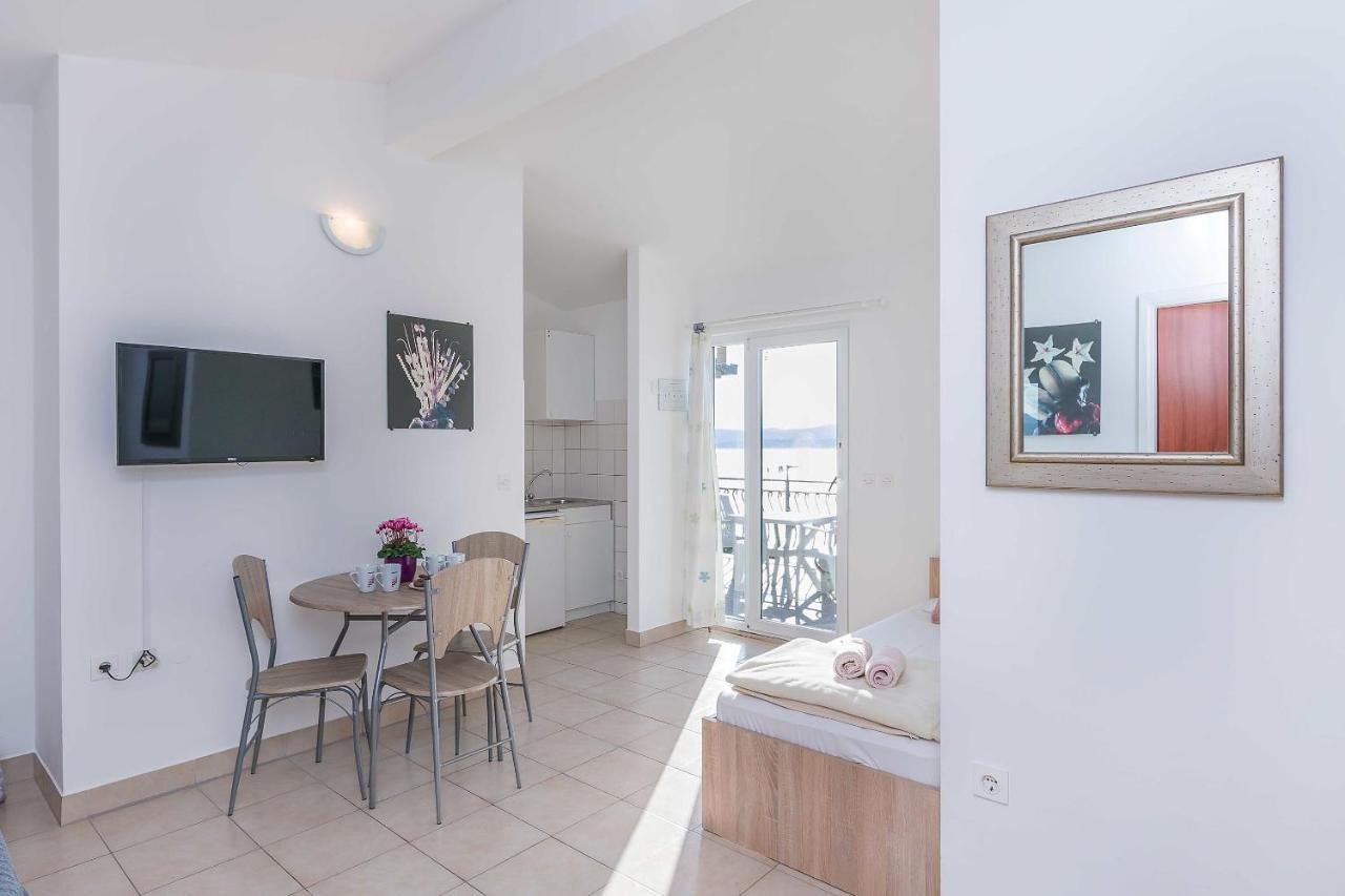 Apartmani Neno Lokva Rogoznica Exterior foto