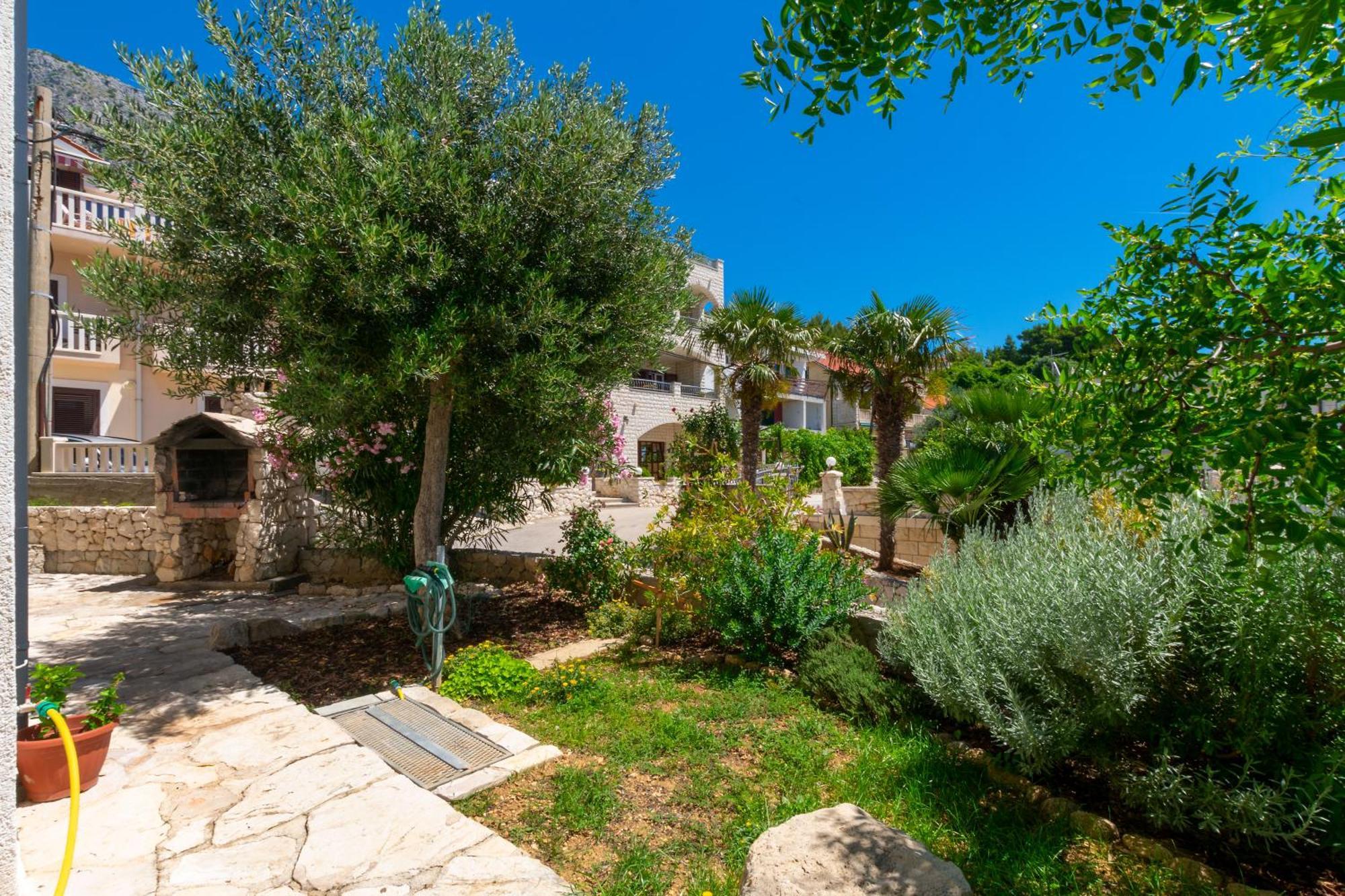 Apartmani Neno Lokva Rogoznica Exterior foto