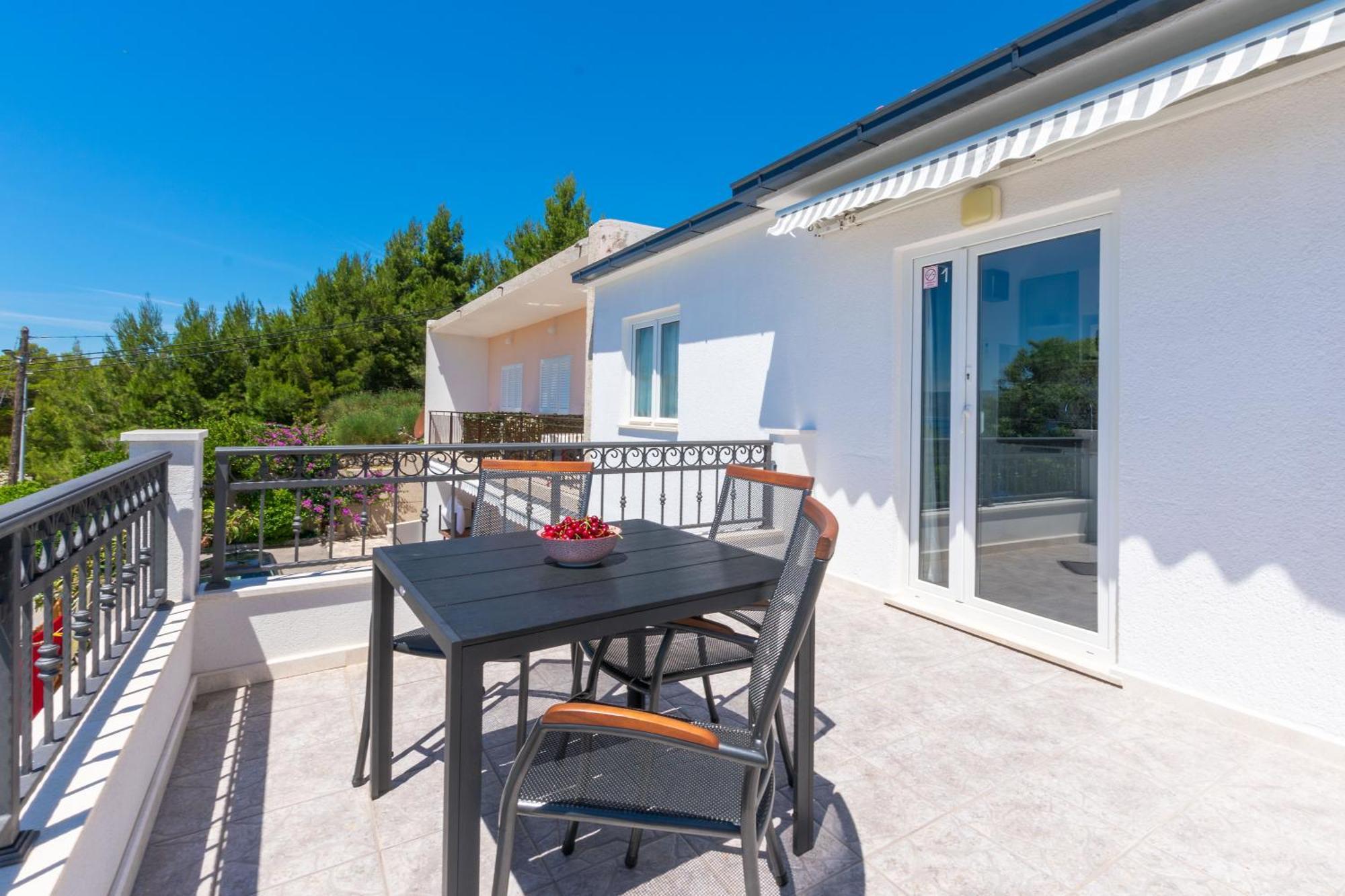 Apartmani Neno Lokva Rogoznica Exterior foto